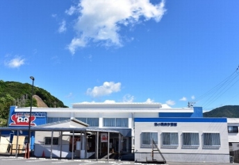 エビとカニの水族館